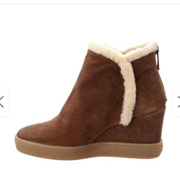 Aquatalia Charlie Waterproof Suede Bootie 8 - Picture 10 of 11